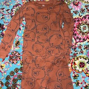 3 for $20! Kids boys toddler pajama set size 5t Carter's Brown Bear pj set